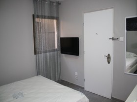 Rich Luxury Suites