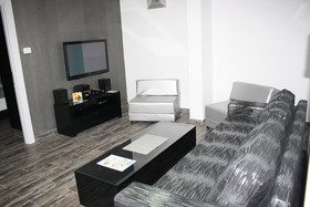 Rich Luxury Suites