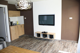 Rich Luxury Suites