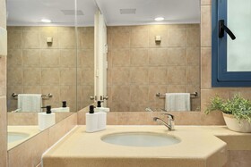 Royal Park Resort Apartments by Sea N' Rent