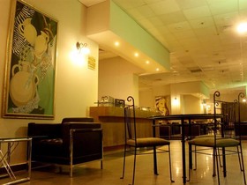 Pearl of the Valley Hotel