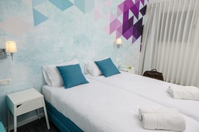 Metulla Travel Hotel