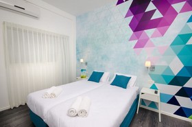 Metulla Travel Hotel
