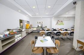 Metulla Travel Hotel