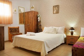 Loui Hotel