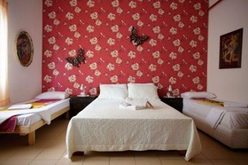 Loui Hotel