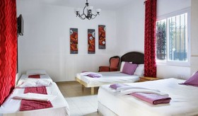 Loui Hotel