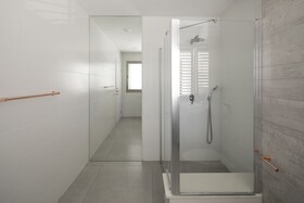 Urbanica Carmel
