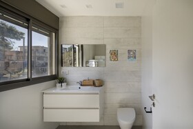 Urbanica Carmel