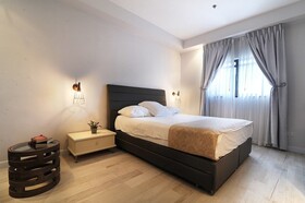 Villa Carmel Boutique