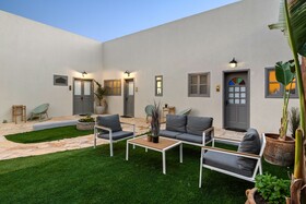 Helios Boutique Suites by La Finca Hotel