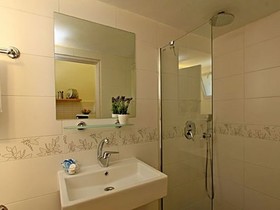 Kibbutz Malkiya Travelhotel