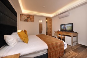 Boutique Hotel By Tzukim