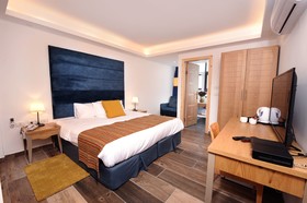 Boutique Hotel By Tzukim