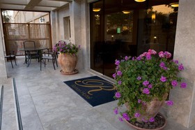 Ramon Suites Hotel