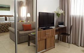 Ramon Suites Hotel