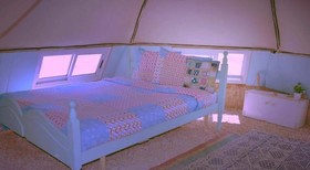 Silent Arrow Desert Lodge - Caravan Park