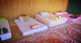 Silent Arrow Desert Lodge - Caravan Park