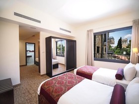 New Capitol Hotel
