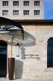 Lady Stern Hotel