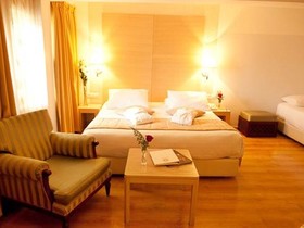Legacy Hotel