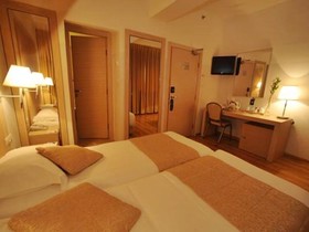 Legacy Hotel
