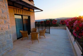 Tantur Hills Hotel