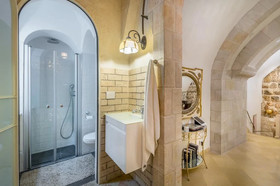 Western Wall Luxury House