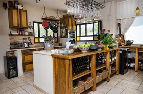 Grand Vista Exclusive Boutique Hotel