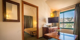 Rimonim Mary's Well Hotel Nazareth
