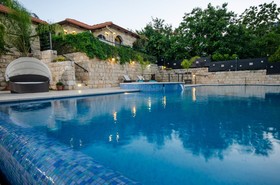 Renaissance Estate