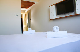 Boutique Hotel Yarden Estate