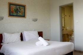 Aviv Hostel