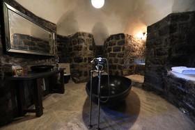 Dona Castle