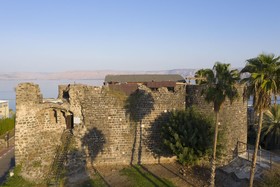 Dona Castle