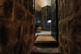 Dona Castle