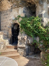 Dona Castle