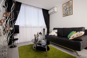 Elis Hotel