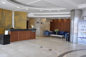 Hosteeva Marina Luxury Suite