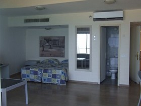 Blue Weiss Hotel