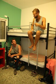 Amigos-Hostel Tel-Aviv Adults Only 18-49