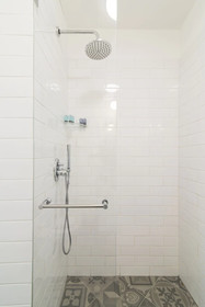 Bauhaus Boutique by TLV2rent