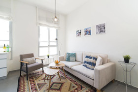 Bauhaus Boutique by TLV2rent
