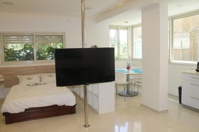 Beach and Park Apartment