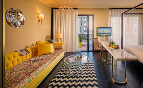 Brown Beach House Tel Aviv