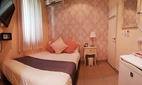 Central Hotel