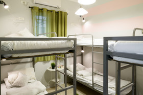 Crown Sea Hostel