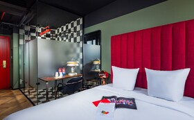 Dave Downtown By Brown Hotels