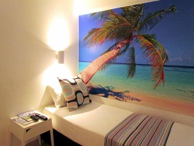 Dizengoff Garden Hotel