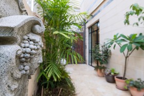 Dizengoff Suites